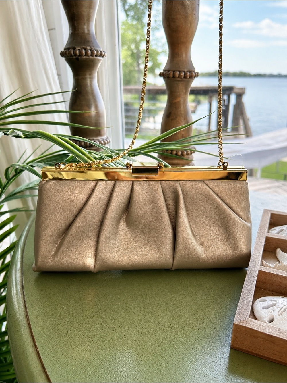 Gunne Sax by Jessica McClintock Champagne Gold chain Pleated Clutch Evening